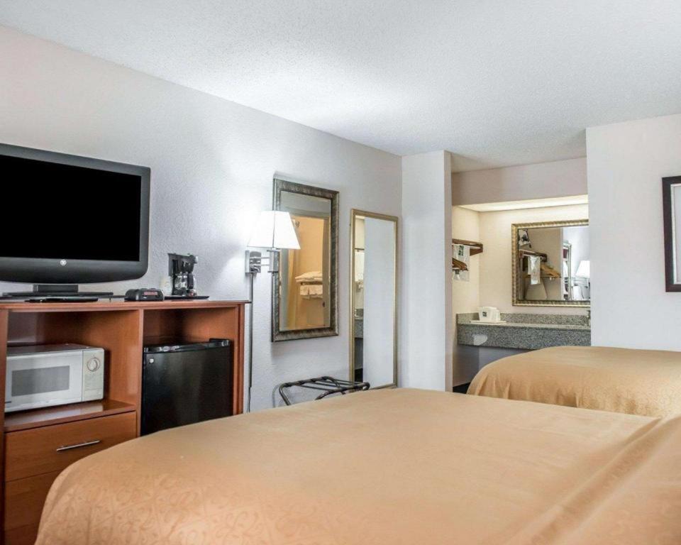Quality Inn Marianna Exterior foto