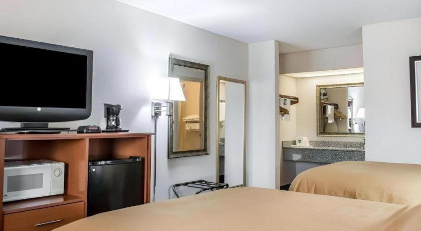 Quality Inn Marianna Exterior foto